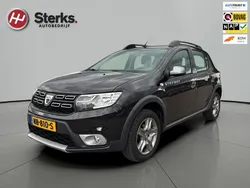 Zwart Gebruikt 2017 Dacia Sandero Stepway Hatchback | € 9.895 (Eerlijke prijs)