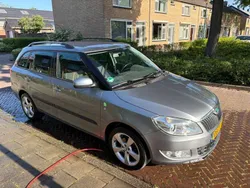 Grijs Gebruikt 2012 Skoda Fabia Stationwagen | € 2.999 (Eerlijke prijs)