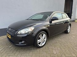 Zwart Gebruikt 2008 Kia ProCeed Hatchback | € 3.750 (Goede deal)