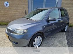 Grijs Gebruikt 2003 Mazda 2 Exclusive MPV | € 1.200 (Eerlijke prijs)
