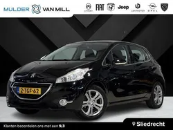 Zwart Gebruikt 2014 Peugeot 208 Allure Hatchback | € 8.745 (Iets duurder)