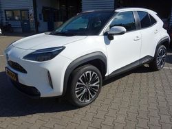 Wit Gebruikt 2023 Toyota Yaris Cross SUV | € 29.990 (Eerlijke prijs)