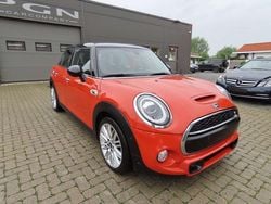 Groen Gebruikt 2019 Mini Cooper S Hatchback | € 19.900