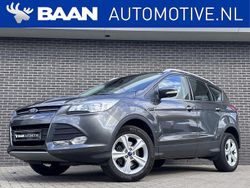 Grijs Gebruikt 2016 Ford Kuga Trend SUV | € 11.900 (Eerlijke prijs)