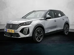 Grijs Gebruikt 2024 Peugeot 2008 GT SUV | € 35.920