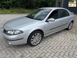 Grijs Gebruikt 2005 Renault Laguna II Hatchback | € 2.600 (Duur)