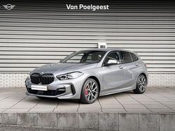 Skyscraper grey metallic (grijs metallic) Gebruikt 2024 BMW 118 Executive Hatchback | € 35.900 (Eerlijke prijs)