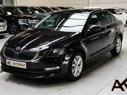 Zwart Gebruikt 2019 Skoda Octavia Ambition Sedan | € 21.400 (Duur)