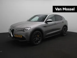 Grijs Gebruikt 2018 Alfa Romeo Stelvio Super SUV | € 31.940 (Eerlijke prijs)