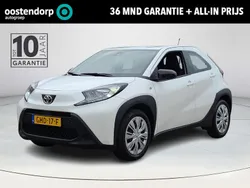 Wit Gebruikt 2024 Toyota Aygo Play Hatchback | € 18.450 (Eerlijke prijs)