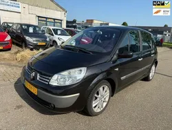 Zwart Gebruikt 2003 Renault Scénic Luxe MPV | € 950 (Eerlijke prijs)