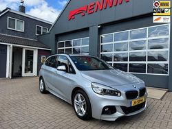 Grijs Gebruikt 2016 BMW 218 Executive Stationwagen | € 14.450 (Eerlijke prijs)
