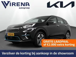 Zwart Gebruikt 2022 Kia Niro SUV | € 24.950 (Goede deal)