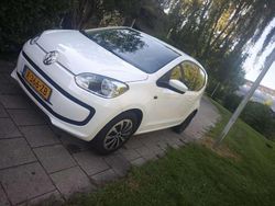 Wit Gebruikt 2014 VW up! Edition Hatchback | € 3.800 (Eerlijke prijs)