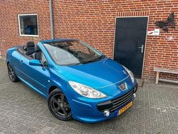 Blauw Gebruikt 2006 Peugeot 307 CC Cabriolet | € 2.294 (Eerlijke prijs)