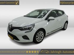 Wit Gebruikt 2020 Renault Clio V Intens Hatchback | € 11.940 (Eerlijke prijs)