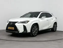 Wit metallic Gebruikt 2024 Lexus UX 300e Sport Line SUV | € 59.990
