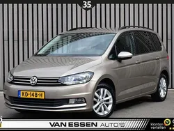 Geel Gebruikt 2016 VW Touran MPV | € 14.995 (Iets duurder)