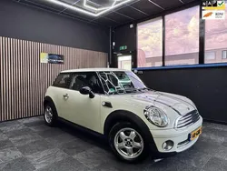 Wit Gebruikt 2008 Mini ONE Pepper Hatchback | € 3.750 (Eerlijke prijs)