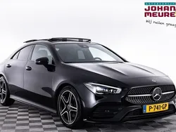Zwart, metallic lak Gebruikt 2022 Mercedes CLA180 Business Sedan | € 36.900 (Eerlijke prijs)