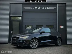 Zwart Gebruikt 2010 Audi A1 Ambition Hatchback | € 7.750 (Iets duurder)