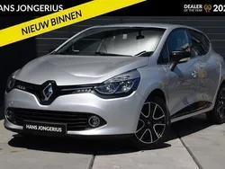 Grijs Gebruikt 2015 Renault Clio IV Dynamique Hatchback | € 9.949 (Eerlijke prijs)
