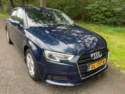 Blauw Gebruikt 2017 Audi A3 Sportback Design Hatchback | € 9.350 (Eerlijke prijs)