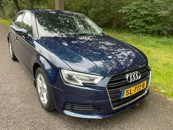 Blauw Gebruikt 2017 Audi A3 Sportback Design Hatchback | € 9.650 (Eerlijke prijs)