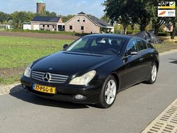 Zwart Gebruikt 2006 Mercedes CLS350 Sedan | € 3.500