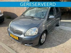 Blauw Gebruikt 2005 Toyota Yaris Hatchback | € 1.999 (Eerlijke prijs)