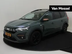 Grijs Gebruikt 2024 Dacia Jogger Extreme MPV | € 24.430 (Eerlijke prijs)