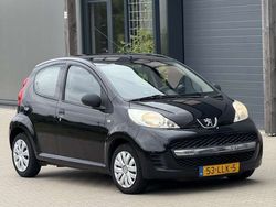 Zwart Gebruikt 2010 Peugeot 107 Hatchback | € 2.499 (Eerlijke prijs)