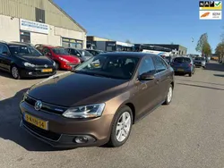 Bruin Gebruikt 2013 VW Jetta Hybrid Comfortline Sedan | € 6.999 (Goede deal)
