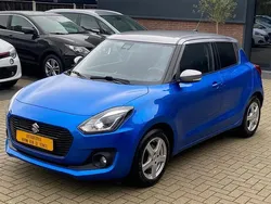Blauw, metallic lak Gebruikt 2018 Suzuki Swift Hatchback | € 11.999 (Goede deal)
