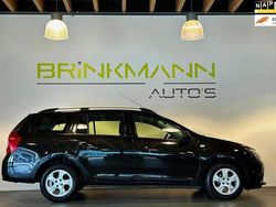 Zwart, metallic lak Gebruikt 2015 Dacia Logan MCV Prestige MPV | € 6.995 (Eerlijke prijs)