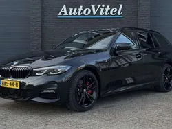 Zwart Gebruikt 2021 BMW 330e M Sport Stationwagen | € 30.845 (Goede deal)