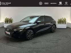 Zwart Gebruikt 2022 Audi A3 Sportback e-tron S-Line Sedan | € 30.500 (Super prijs)