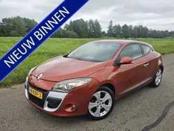 Oranje Gebruikt 2009 Renault Mégane Coupé Dynamique Coupé | € 5.999 (Eerlijke prijs)