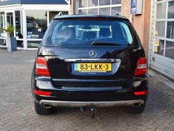 Zwart Gebruikt 2010 Mercedes ML300 SUV | € 9.900