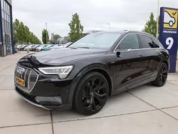 Zwart Gebruikt 2019 Audi e-tron Proline SUV | € 31.949 (Eerlijke prijs)