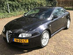 Zwart Gebruikt 2008 Alfa Romeo GT Coupé | € 2.295 (Goede deal)