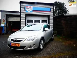 Beige Gebruikt 2010 Opel Astra Cosmo Hatchback | € 2.899 (Eerlijke prijs)