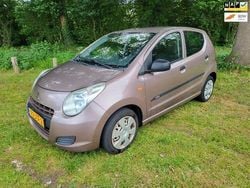 Bruin Gebruikt 2009 Suzuki Alto Hatchback | € 2.450 (Eerlijke prijs)