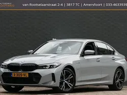 Grijs Gebruikt 2024 BMW 320 Shadowline Sedan | € 43.850 (Eerlijke prijs)