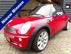 Rood, metallic lak Gebruikt 2007 Mini One Cabriolet Cabriolet | € 7.950 (Eerlijke prijs)