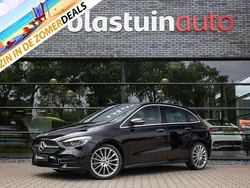 Zwart Gebruikt 2024 Mercedes B250 AMG line MPV | € 36.950 (Goede deal)