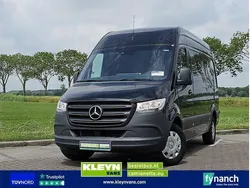Zwart Gebruikt 2023 Mercedes Sprinter Van | € 33.900 (Eerlijke prijs)
