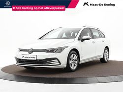 Wit Gebruikt 2023 VW Golf VIII Life Stationwagen | € 23.440 (Eerlijke prijs)