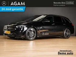Zwart, metallic lak Gebruikt 2025 Mercedes C180 AMG line Plus Stationwagen | € 64.950