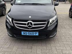 Zwart Gebruikt 2017 Mercedes V220 Edition MPV | € 22.000